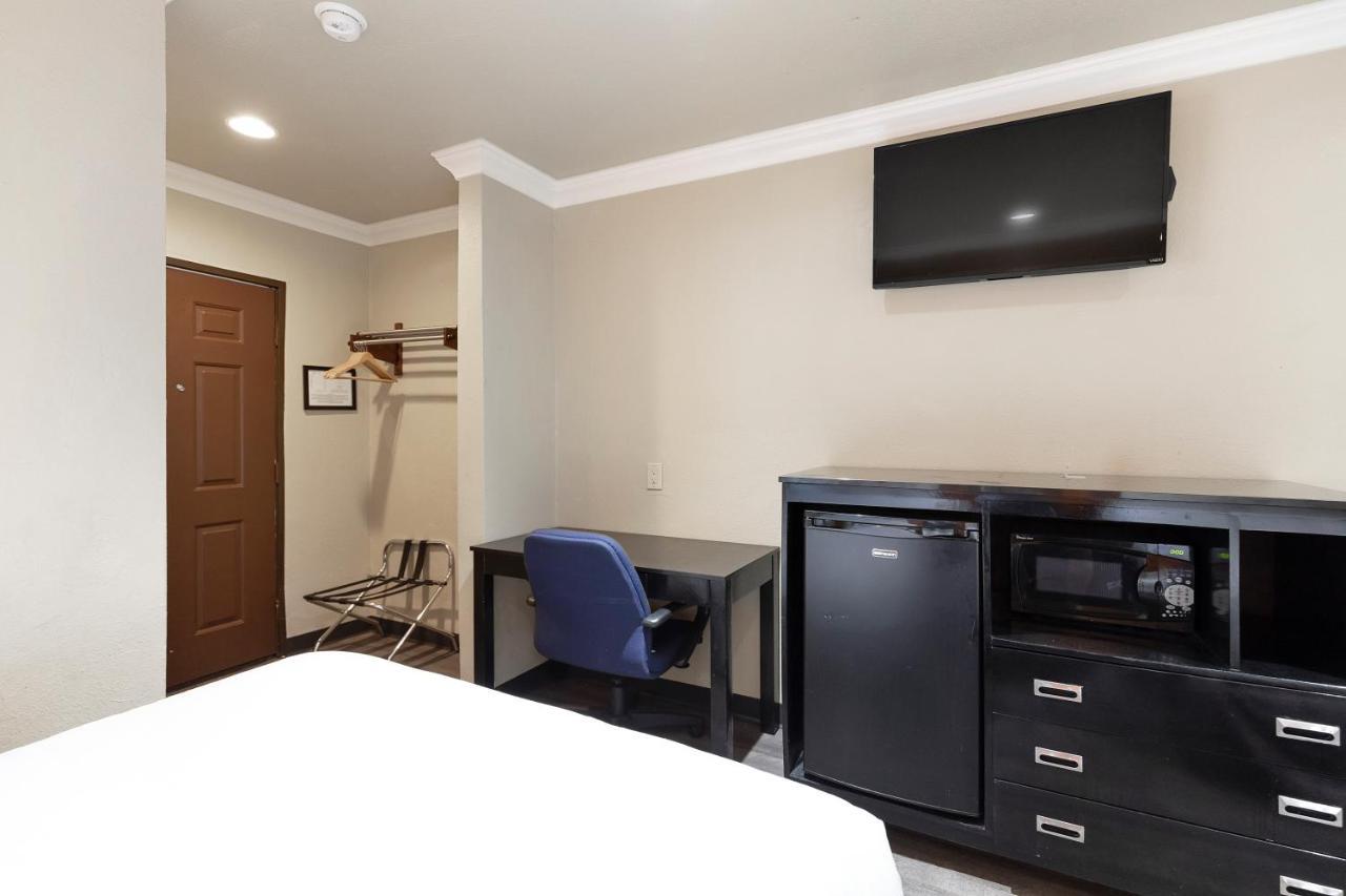 Le Blanc Inn & Suites إل مونتي المظهر الخارجي الصورة