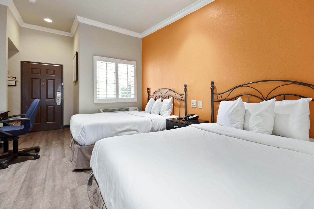 Le Blanc Inn & Suites إل مونتي المظهر الخارجي الصورة