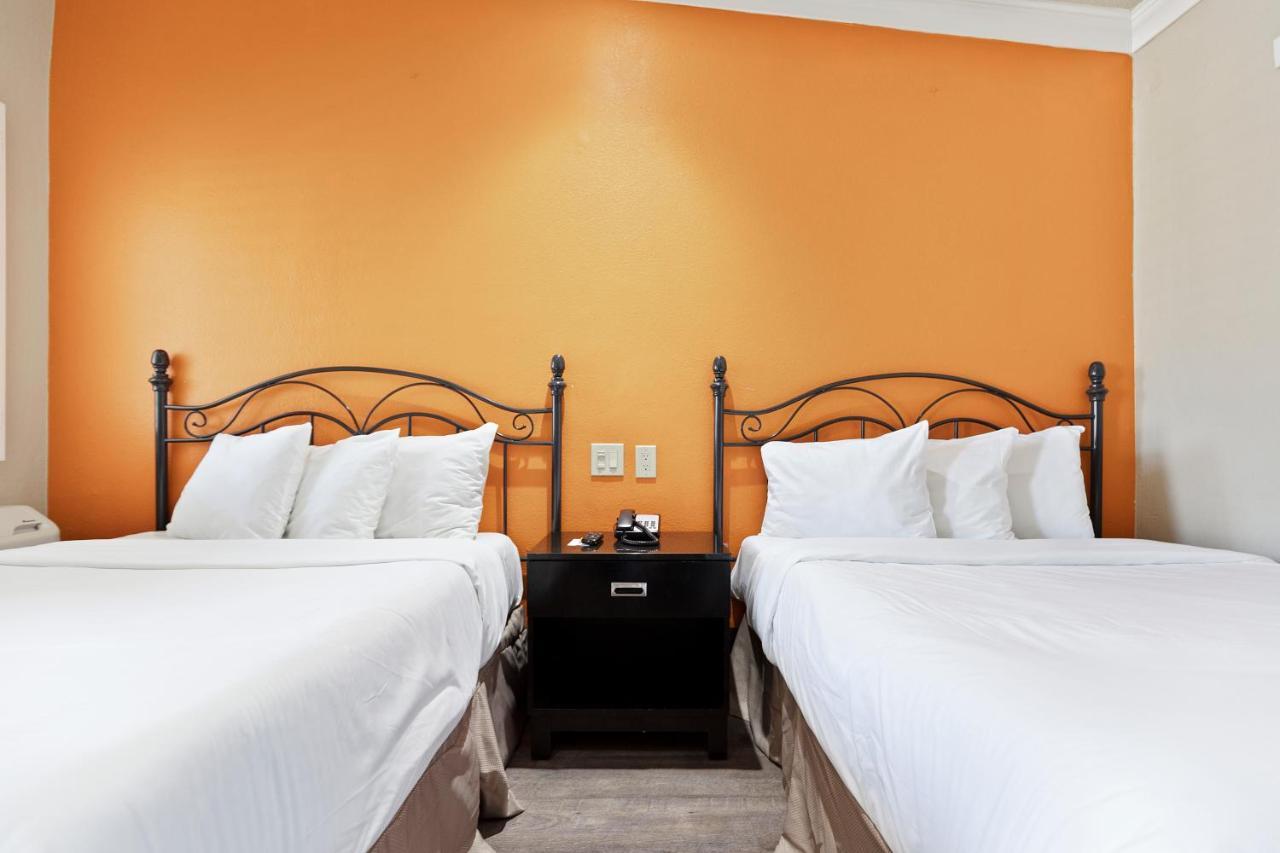 Le Blanc Inn & Suites إل مونتي المظهر الخارجي الصورة